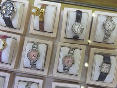-海星奢选二手奢侈品手表包包鉴定回收寄卖(墨玉南路店)