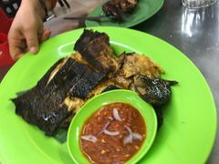 -明记烧鱼美味店