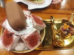 红丝绒牛乳冰-澳门陈光记烧味饭店(南京德基广场店)