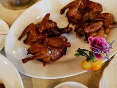 红烧乳鸽-广东嘉华大酒店·金銮阁中餐厅