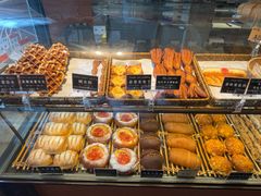 -沁屋面包店(人民东路店)