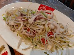 白灼鲜鱿-皮蛋弟砂锅店(总店)