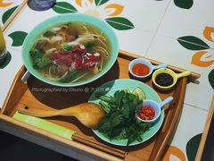 -越弥越南传统美食馆
