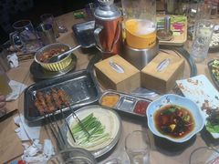 -马路牙子烧烤音乐酒馆(望京店)
