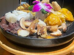 -一朵菌·野生菌探索家火锅(南亚店)