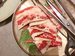 -草家酱蟹炭火烤肉店(珲春南路一店)
