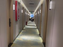 -网鱼电竞酒店(深圳福田石厦地铁站店)