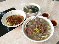 沙茶面-华威达牛庄(黄埔大道西店)