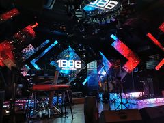 景观位-MOSSO德国餐厅·音乐酒吧(环宇荟店)