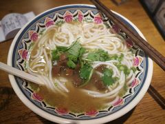 十年经典牛肉粉-鑫花溪牛肉米粉(人民广场店)