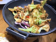 -黄泥岗·地道湖北菜(奥特莱斯店)