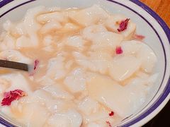 -云阿蛮云南生烫牛肉米线(奉贤路店)