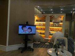 -爱的果实月嫂育婴师(世纪东方店)