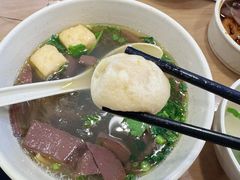 -佬钱湾仔(衣裳街店)