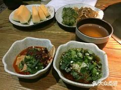 -湊湊火锅·茶憩(新中关购物中心店)