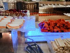 -荣誉国际酒店-云顶旋转餐厅