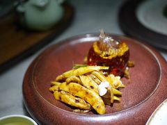 敲糖棒棒鸡-辛香汇·现炒川菜(淮海路百盛店)