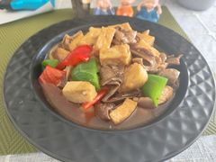 -天天向上素食餐厅(五台山店)