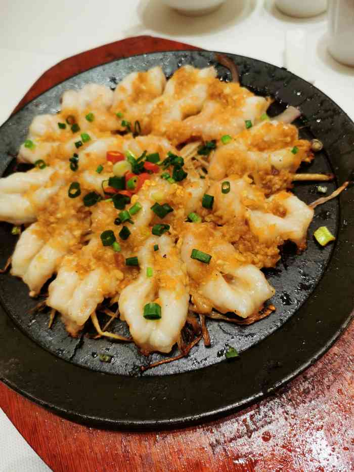 红杏酒家(光华店)-"菜品比较符合家里长辈的口味和审美.个人感.