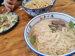 -十二忠手拉面(燎原街店)