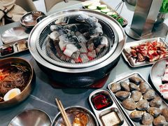 -围炉肉舍•炭烤活鳗•丹东海鲜烤肉(步行街店)