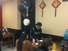 大堂-潘国仙耳光馄饨(黄家阙路店)