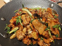 菜籽油爆炒鲜土鸡-新太二·鲜料川菜(晶耀前滩店)