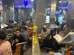 -马路牙子烧烤音乐酒馆(望京店)