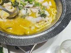 -楚山晓·湖北菜(武汉光谷K11店)