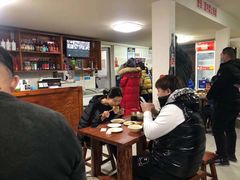 大堂-宝瑞门钉肉饼店