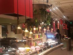 自助取餐区-咖啡苑自助餐厅·中国大饭店