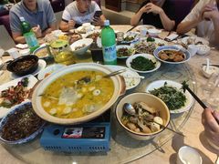 招牌团子-翠山·映月湖景餐厅(映月湖公园店)