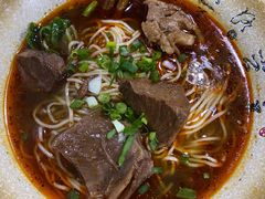 -沉香牛肉面