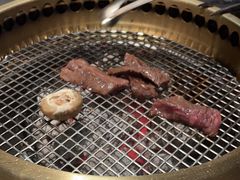 -铭牛烧肉·和牛海鲜自助(高新月牙湖店)