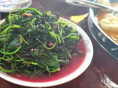 -丹水桥地锅鱼·翘嘴鲌·地方特色全鱼宴(丹江口大坝店)