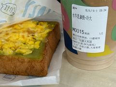 -LAVAZZA拉瓦萨咖啡(中航城君尚购物中心店)