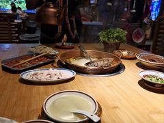 -洱火云南酸菜牛肉火锅(石景山当代商城店)