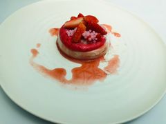 士多啤梨甜品-视博茶点(美狮美高梅店)
