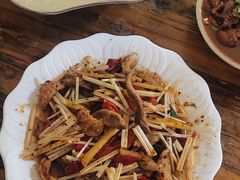 -谢老五跷脚牛肉·非遗传承店