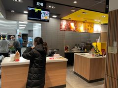 -麦当劳(百联西郊购物中心店)