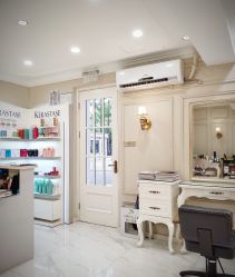 -e hair salon