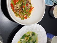 -桥边小楼·手工云南菜·古城观景小楼