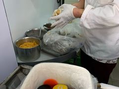 全家福年糕团-上海虹口糕团食品厂(茂名路店)