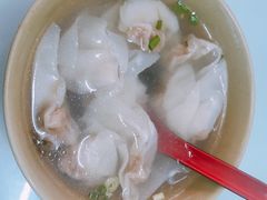 鲜肉小馄饨-食惠里小笼包面馆(越秀店)