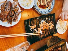 -炉小二铜锅牛蛙•川湘菜(三里屯店)