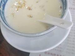 -周大娘牛乳(旧寨古村总店)