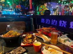 -路边边.炒菜烧烤.音乐餐厅(良乡长虹店)