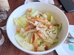 炸鸡胸凯撒沙拉-Me&Joe意大利面·珍珠奶茶(鲁班路店)