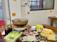 -威邵鸡煲(西华路总店)