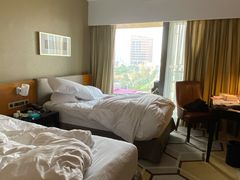 -珠海拱北口岸希尔顿欢朋酒店